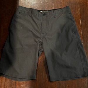 🎈2/10 bundle 
First wave boys athletic shorts